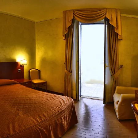 Hotel La Bussola Orta San Giulio