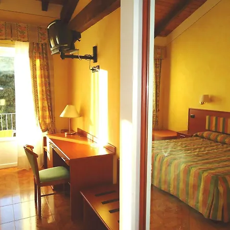 La Bussola Hotel